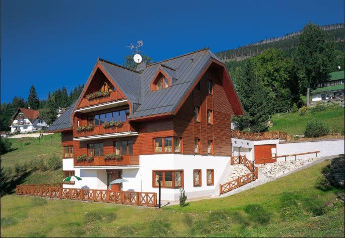 Pension Kubu Apartment 4 Samostatny Byt S Kuchyni Špindlerŭv Mlýn Esterno foto